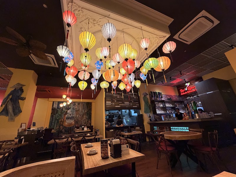 Red Sparrow - Red Sparrow, 11 Dempsey Rd, #01-18, 249673, Singapore 249673