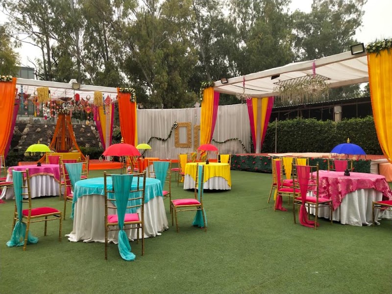 ROOT FARMS - ROOT FARMS, Kadarpur Road, Sector 63A, Kadarpur, Gurugram, Haryana 122098, India