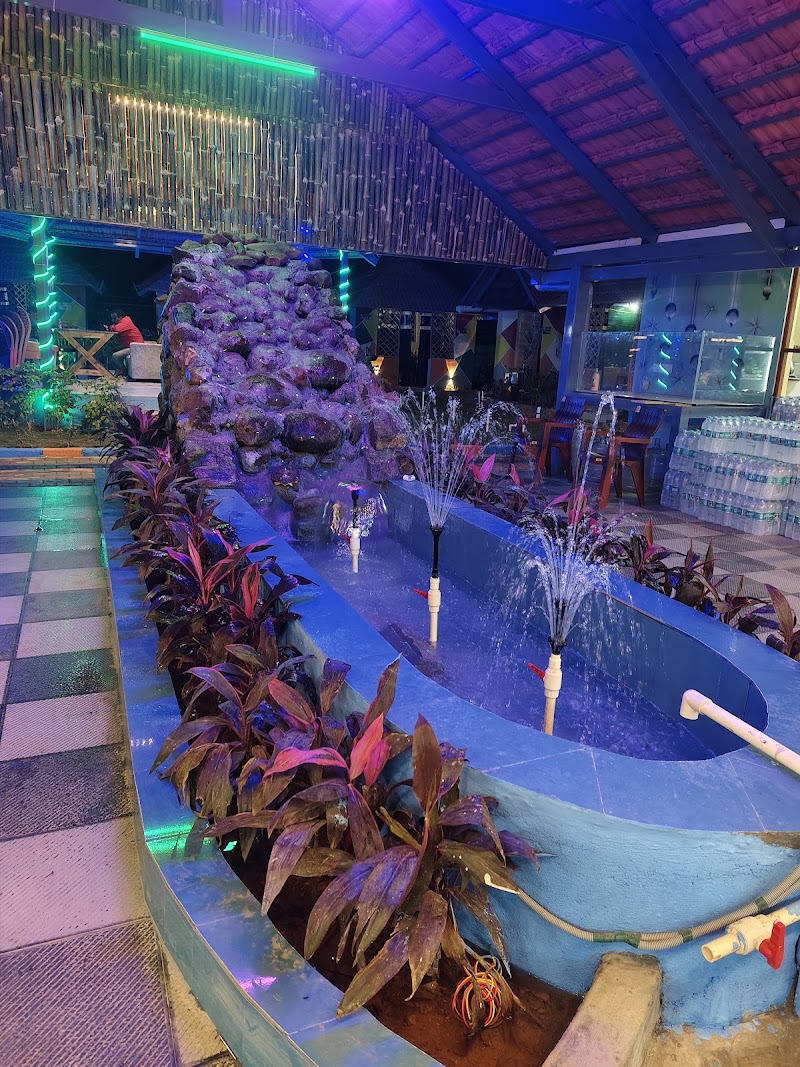 Kaveri Garden Family Restaurant - Kaveri Garden Family Restaurant, 93QF+C22, Malavalli, Karnataka 571430, India
