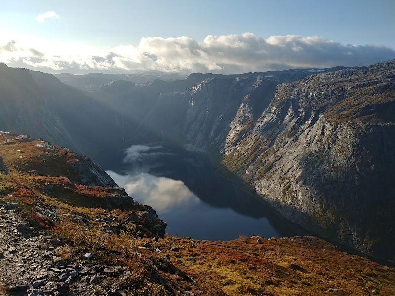 Skjeggedal Trolltunga Carpark