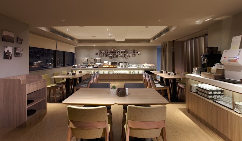 Royal Inn Taipei Linsen - Royal Inn Taipei Linsen 104, Taiwan, Taipei City, Zhongshan District, Zhengyi Village, Linsen N Rd, 83號4F