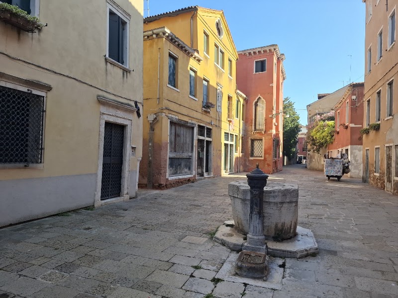 GuruWalk S.L. - GuruWalk S.L., Campiello Albrizzi, 1942, 30125 Venezia VE, Italy