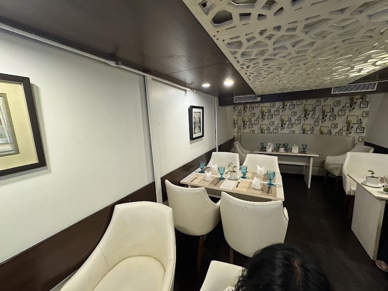 The IVY Restaurant - The IVY Restaurant BAANI SQUARE SECTOR 50 D - 89 - 90 GROUND FLOOR BAANI SQUARE, Pocket C, Mayfield Garden, Sector 50, Gurugram, Haryana 122018, India