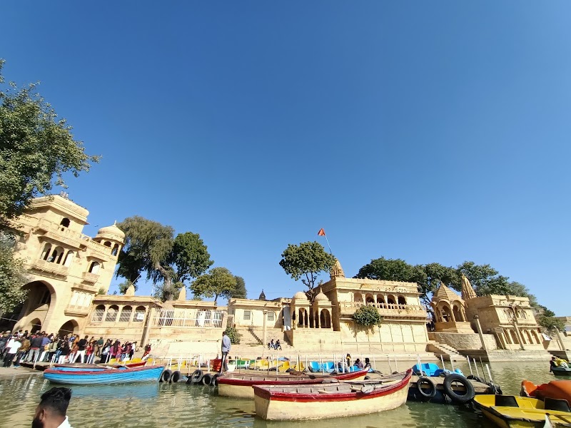 Ambavgarh Retreat - Ambavgarh Retreat 46 Near Fateh Sagar Lake, HMRH+2QV, Ambamata, Udaipur, Rajasthan 313004, India