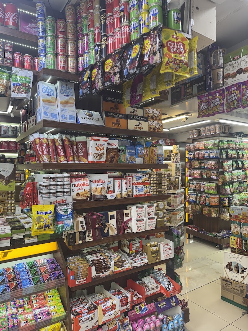 Laleli Market - Laleli Market, Aksaray, Mesihpaşa Cd. No:6, 34130 Fatih/İstanbul, Türkiye