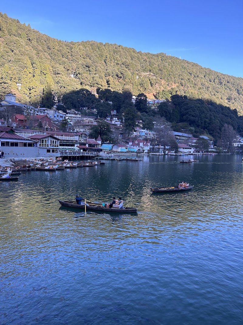 Nainital Lake View Point - Nainital Lake View Point 9FR4+987, Ayarpatta, Nainital, Uttarakhand 263001, India