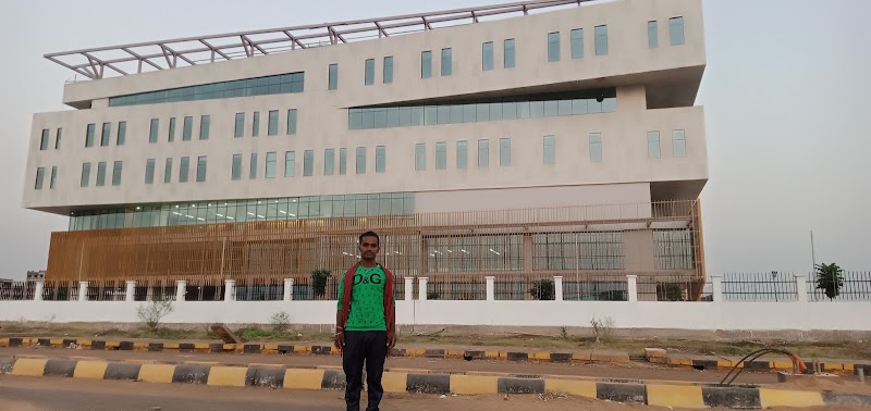 APEX BANK - APEX BANK, 5Q79+572, Naya Raipur Marg, Sector 24, Jhanj, Atal Nagar-Nava Raipur, Tuta, Chhattisgarh 492018, India