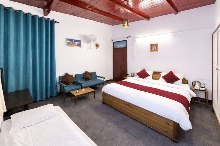 MM Retreat Nainital - Best luxury Hotel In Nainital Mall Road - MM Retreat Nainital - Best luxury Hotel In Nainital Mall Road, Hill, Langdale Estate, Ayarpatta, Mallital, Nainital, Uttarakhand 263001, India