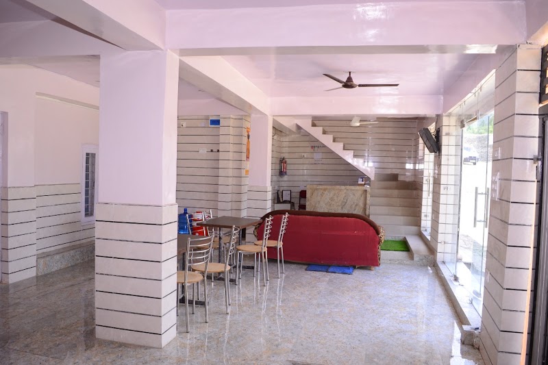 HIRA HILL VIEW GUEST HOUSE BHADERWAH - HIRA HILL VIEW GUEST HOUSE BHADERWAH, HIRA HILL VIEW GUEST HOUSE, opposite NEW BUS STAND, Bhaderwah, Forest Block, 182222