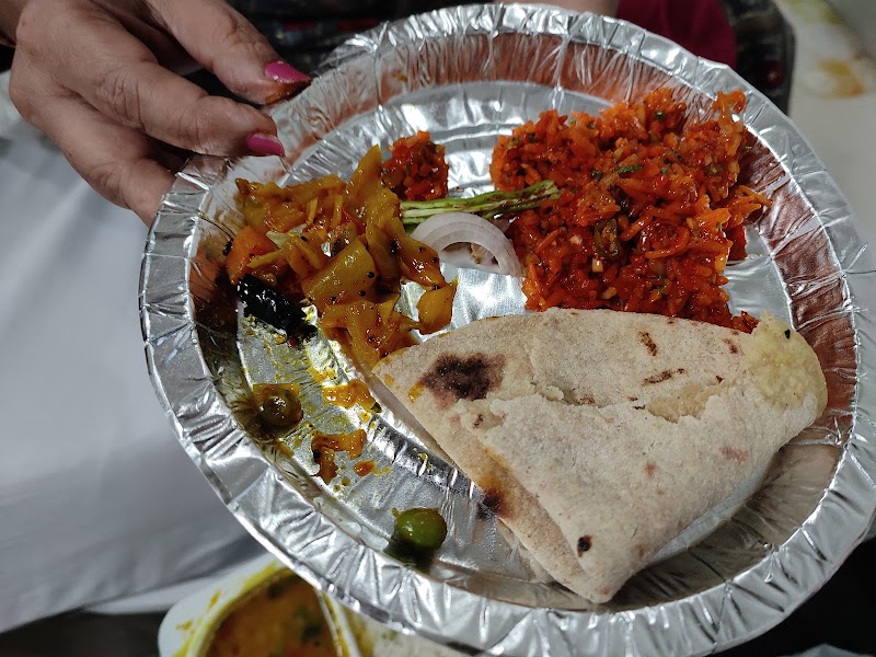 Hotel Shree Dwarkadhish Palace - Hotel Shree Dwarkadhish Palace 8,9/1 Rajabhau, Mahakal Marg, Bakshi Bazar, Kartik Chowk, Ujjain, Madhya Pradesh 456006, India