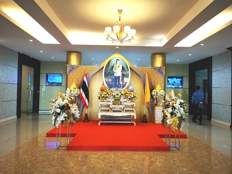Ministry of Agriculture and Cooperatives - Ministry of Agriculture and Cooperatives, 3 Thanon Ratchadamnoen Klang, Khwaeng Ban Phan Thom, Khet Phra Nakhon, Krung Thep Maha Nakhon 10200, Thailand