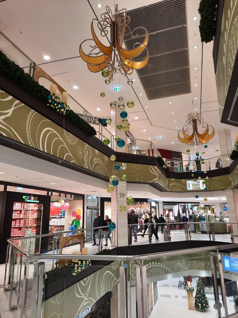 LÖHR CENTER Koblenz - LÖHR CENTER Koblenz, Hohenfelder Str. 22, 56068 Koblenz, Germany