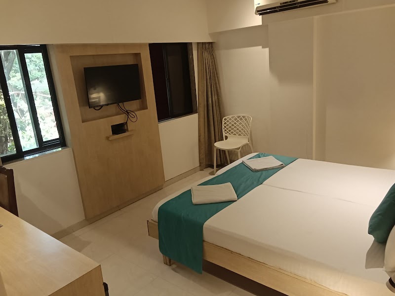 Hotel Karan Palace - Hotel Karan Palace Plot No 8, Sonawala Rd, Jay Prakash Nagar, Goregaon East, Mumbai, Maharashtra 400063, India
