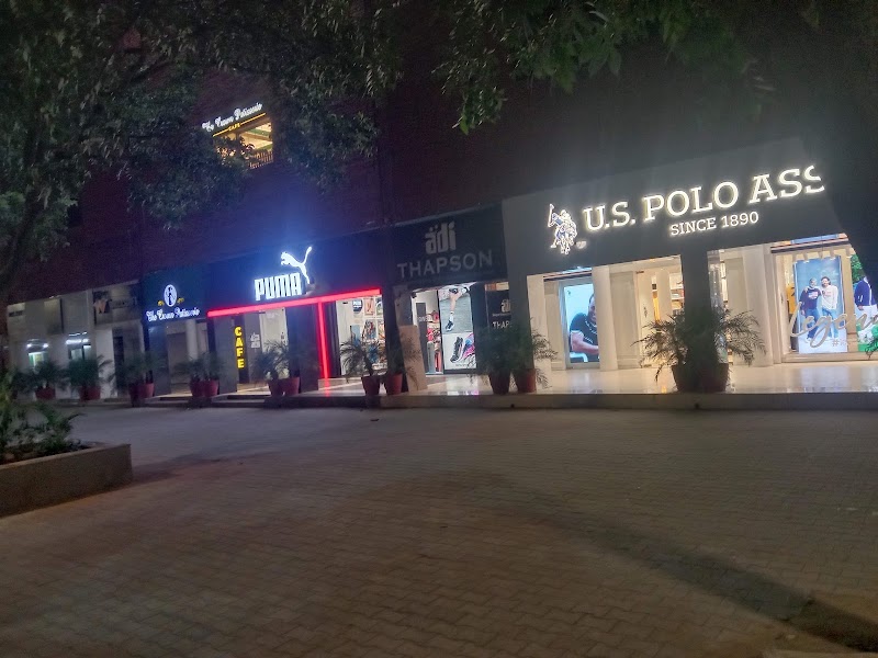 Bridge Market sector 17 - Bridge Market sector 17, 62, Bridge Market, Sector 17, Chandigarh, 160017, India