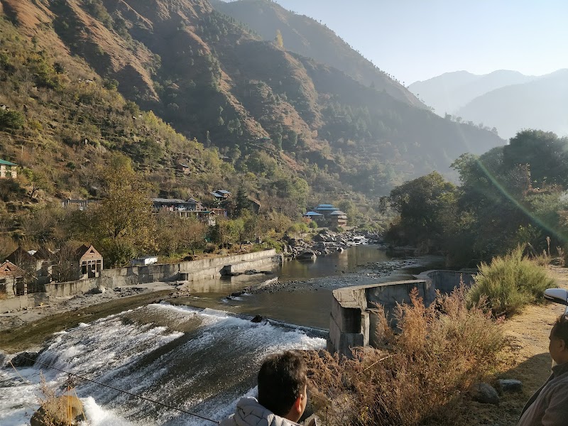 Himachali Essentials- Tirthan Valley - Himachali Essentials- Tirthan Valley Himachali Essentials, Near Fish Farm hamini, Sunshine Camp, Gushaini, Pekhri, Himachal Pradesh 175123, India