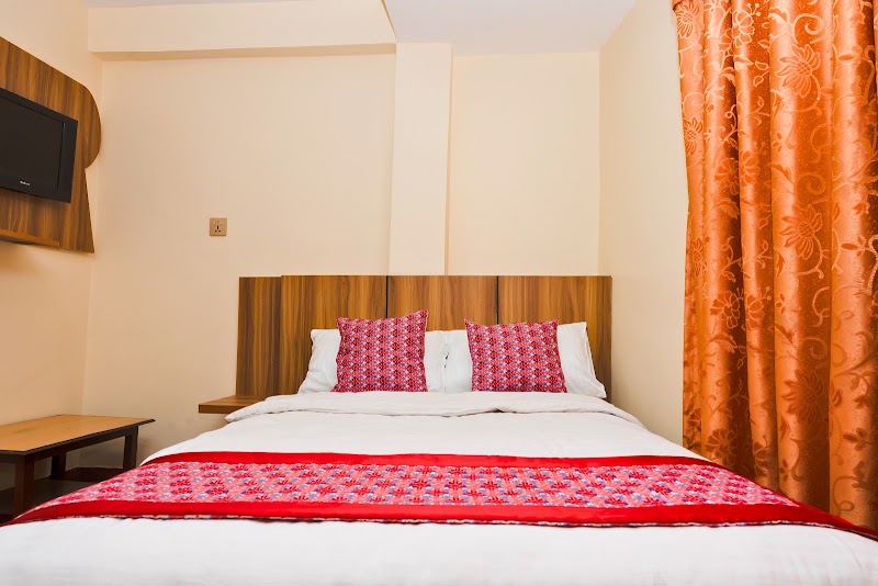 Right Way Hotel & Restaurant