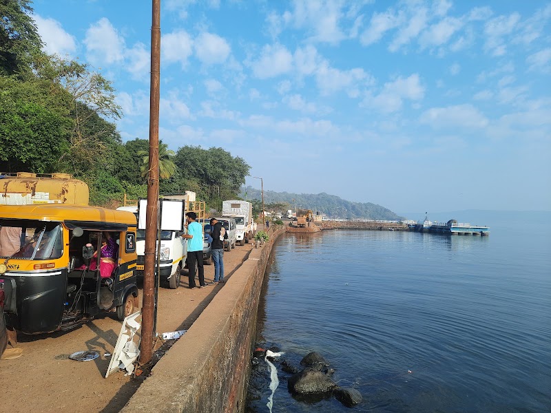 Jaigad - Tawsal Ferry Boat - Jaigad - Tawsal Ferry Boat, 76RF+9G7, MH SH4, Jaigad, Maharashtra 415614, India