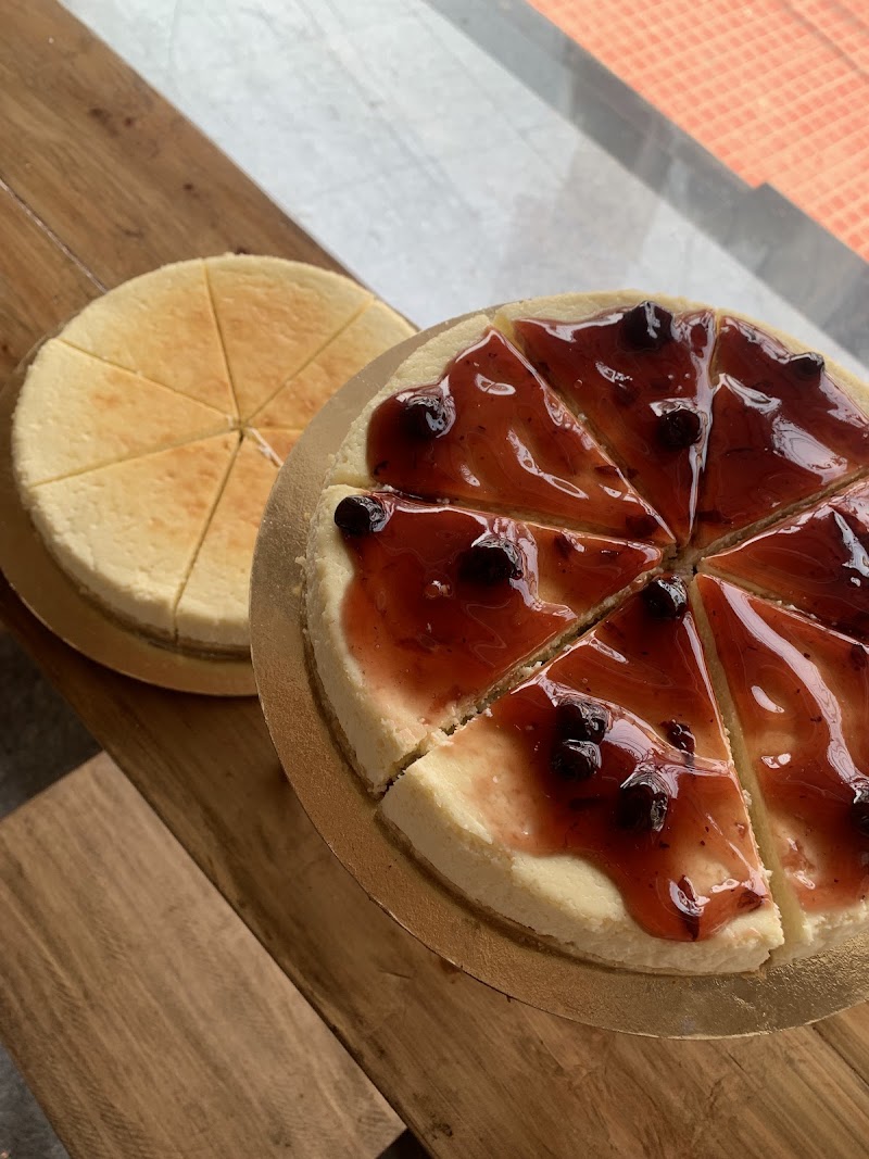 Eat Cake Bakehouse - Eat Cake Bakehouse Eat Cake, Kalimpong Khasmahal, Kalimpong, West Bengal 734301, India