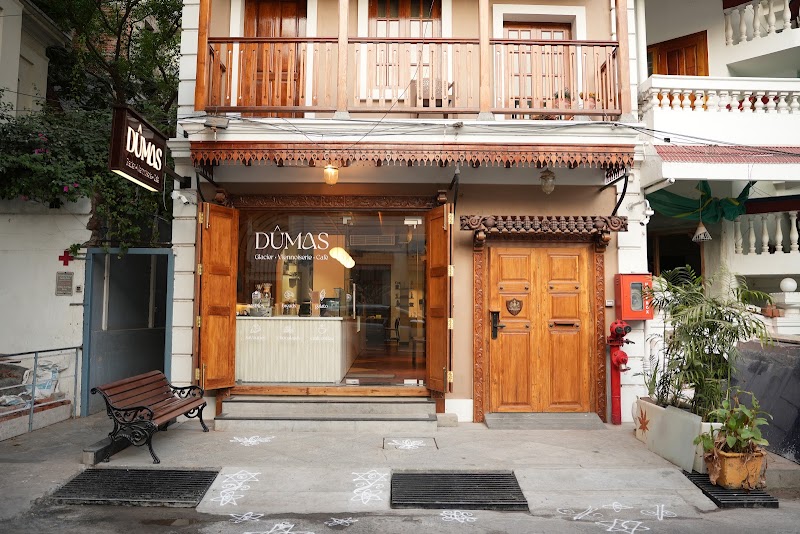 Dûmas Glacier & Café - Dûmas Glacier & Café 29, Rue, Dumas St, White Town, Puducherry, 605001, India