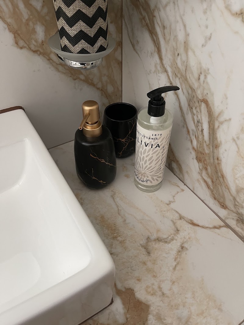 Athens City Suites - Athens City Suites, Kalamiotou 25, Athina 105 60, Greece