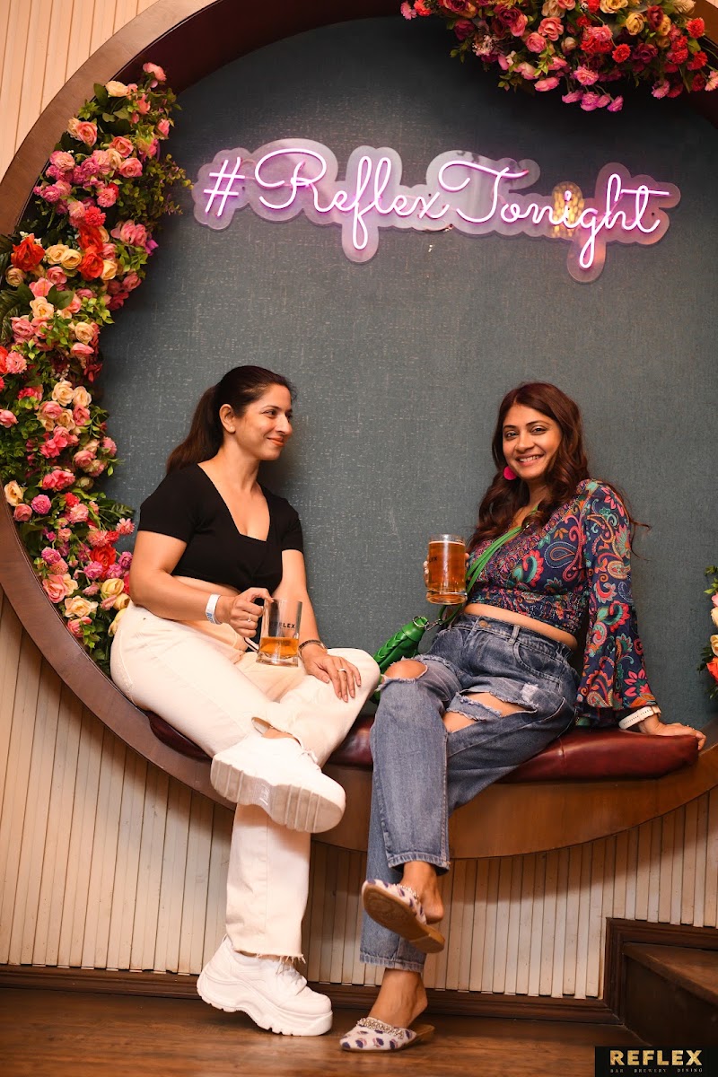 REFLEX - Bar, Brewery & Dining - REFLEX - Bar, Brewery & Dining Ground Floor, M3M International Financial Centre, REFLEX - Bar, Brewery & Dining, Unit R3013, 15, Golf Course Ext Rd, Badshahpur, Sector 66, Gurugram, Haryana 122101, India