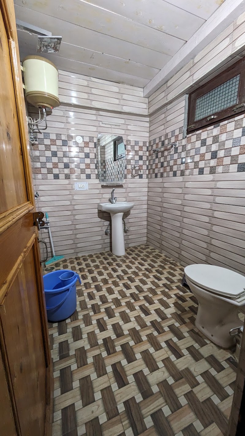 Kiran Home Stay - Kiran Home Stay, Shoja, Himachal Pradesh 175123, India