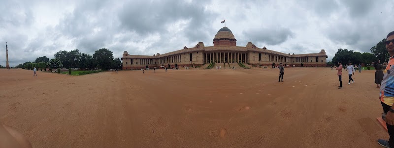 Circuit 1, Rashtrapati bhavan - Circuit 1, Rashtrapati bhavan J673+JXV, Kartavya Path, Central Secretariat, E Block, Raisina Hills, New Delhi, Delhi 110001, India