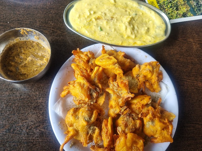 ANANDA'S VEG RESTAURANT - ANANDA'S VEG RESTAURANT RESTAURANT, nearby Nakuchiatal, Siloti Pant, Uttarakhand 263136, India