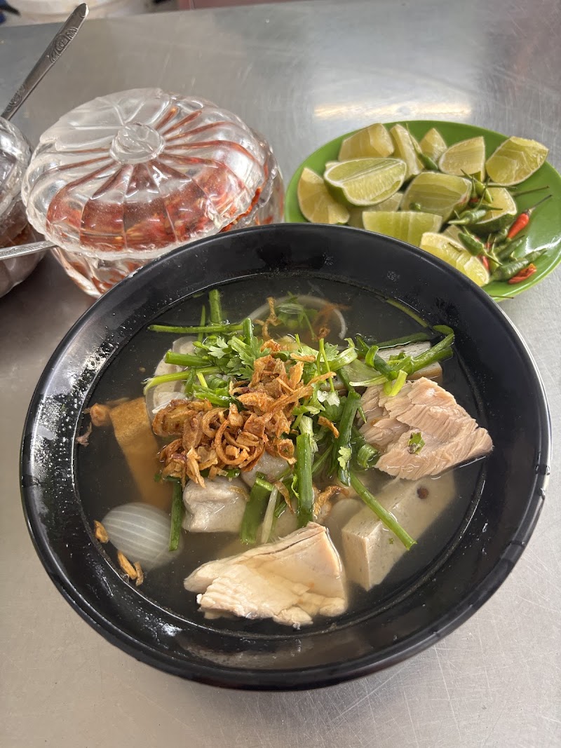 Fish Noodle Soup Nguyen Loan - Fish Noodle Soup Nguyen Loan, 123 Ngô Gia Tự, Nha Trang, Khánh Hòa 650000, Vietnam