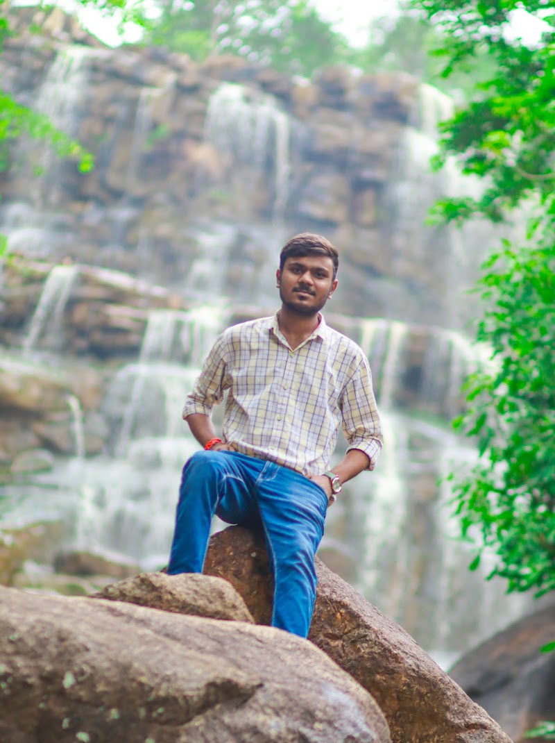 Kuyemari Waterfall - Kuyemari Waterfall, Kudadwahi, Chhattisgarh 494331, India
