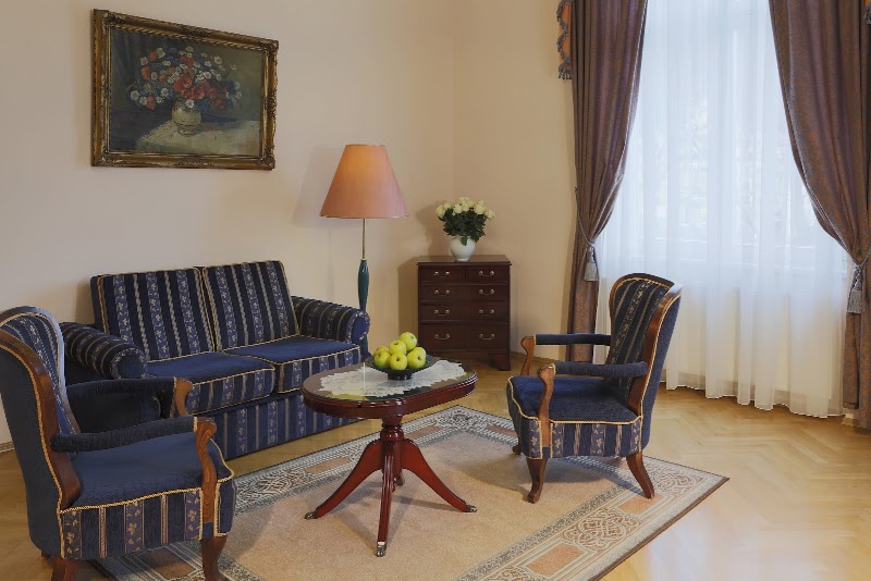 Vila Tereza - Vila Tereza, 32, Zámecký vrch 916, 360 01 Karlovy Vary-Karlovy Vary 1, Czechia