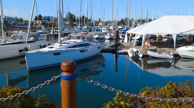 The Surly Mermaid - The Surly Mermaid 9851 Seaport Pl #1b, Sidney, BC BC V8L 4X3, Canada