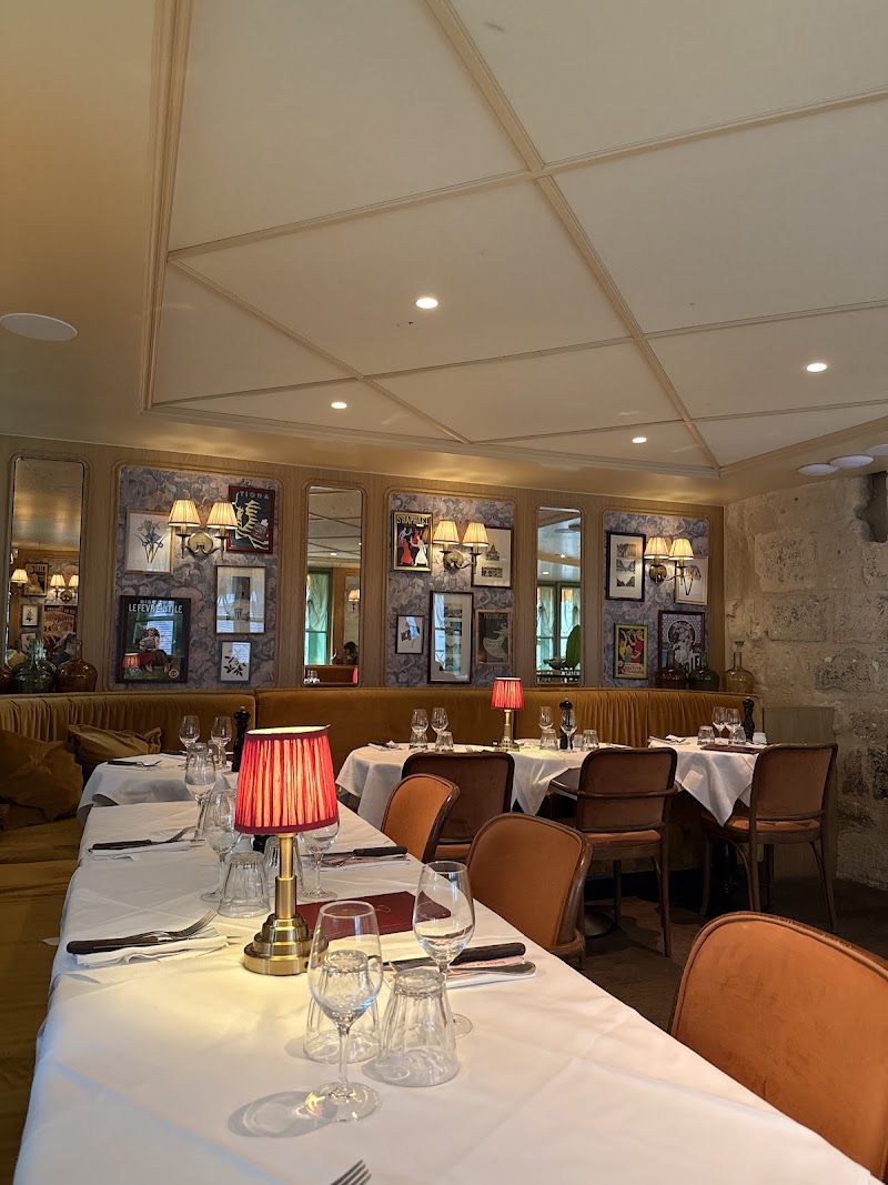Brasserie des Prés - Brasserie des Prés 6 Cr du Commerce Saint-André, 75006 Paris, France
