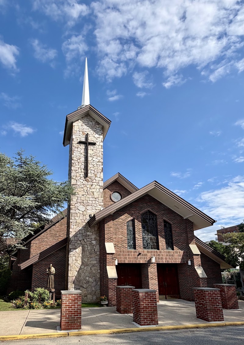 St. Christopher Roman Catholic Church - St. Christopher Roman Catholic Church, 130 Midland Ave, Staten Island, NY 10306, USA