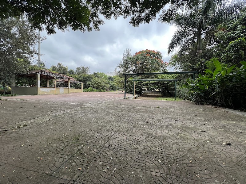 Tavarekere Park - Tavarekere Park, WJH2+FW7, Tank Bund Rd, Bhavani Nagar, S.G. Palya, Bengaluru, Karnataka 560029, India