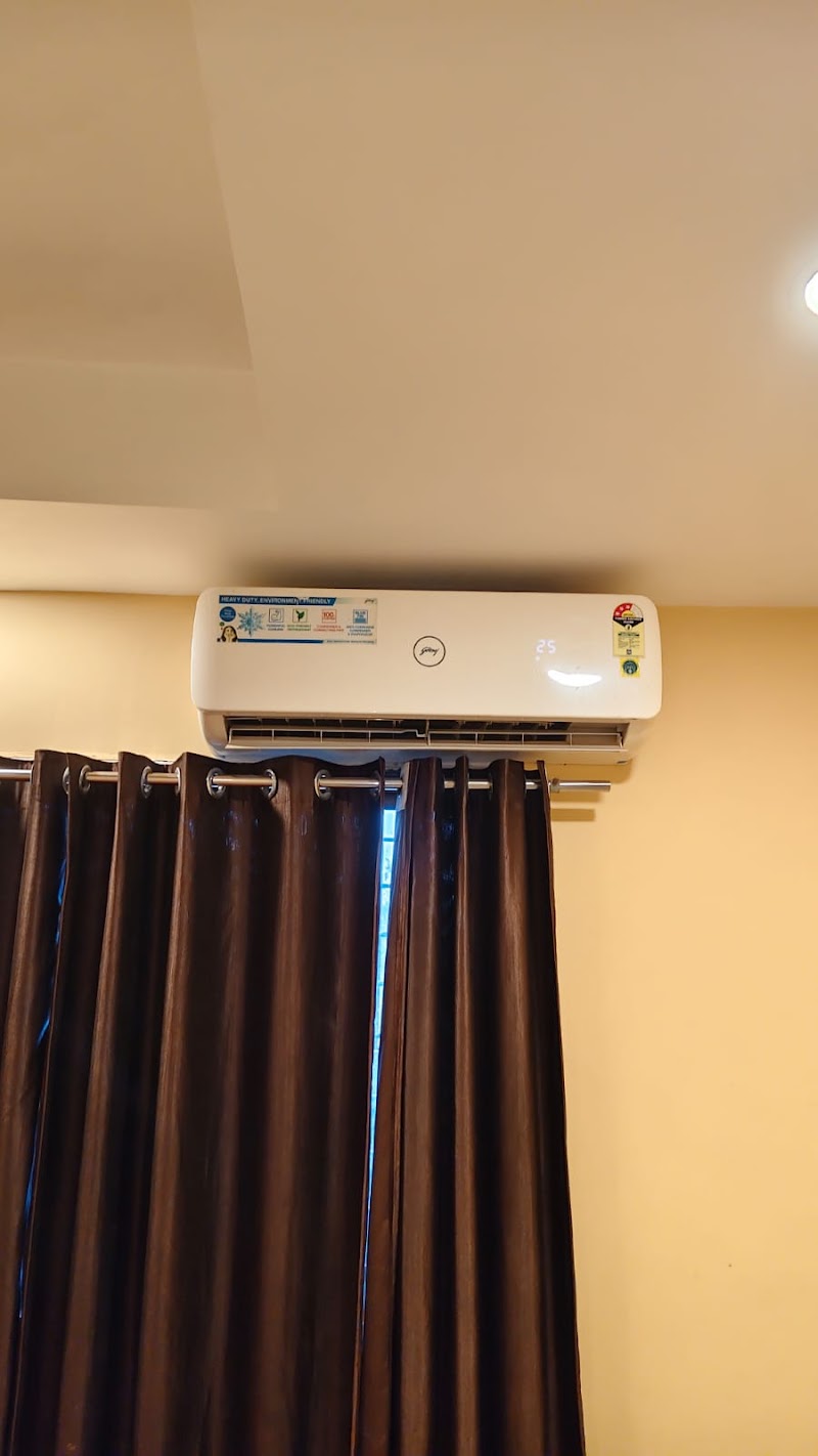 AC Expert Kawardha - AC Expert Kawardha, Government PG College Rd, Adarsh Nagar, Kawardha, Chhattisgarh 491995, India
