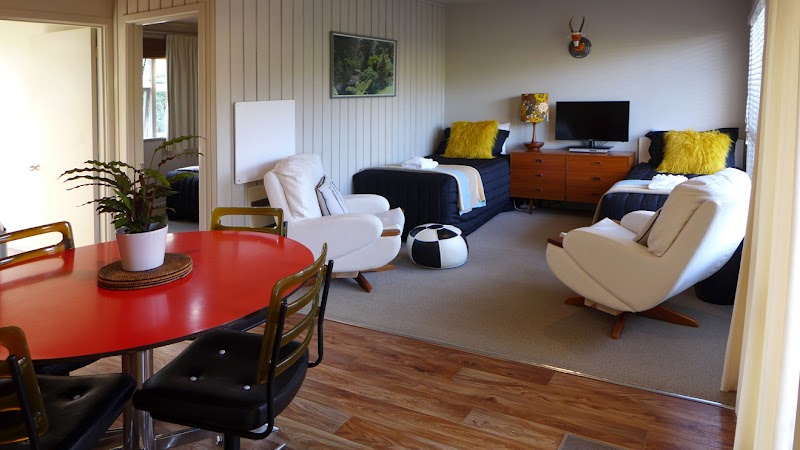The Lake Motel - The Lake Motel 63 Mere Road, Taupō 2730, New Zealand