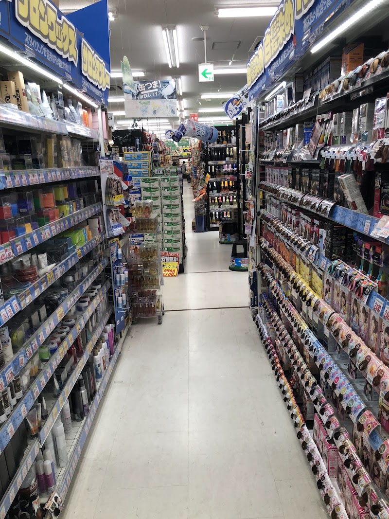 MEGA Don Quijote Fukaebashi Shop - MEGA Don Quijote Fukaebashi Shop, 1-chōme-13-10 Fukaekita, Higashinari Ward, Osaka, 537-0001, Japan