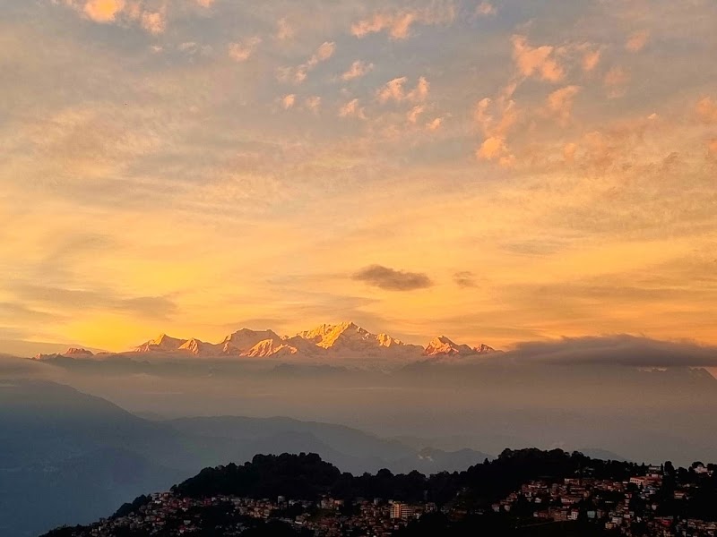 Grand Casa Darjeeling - Grand Casa Darjeeling, Lalkothi, AJC Bose Road, Rajbari, Darjeeling, West Bengal 734101, India