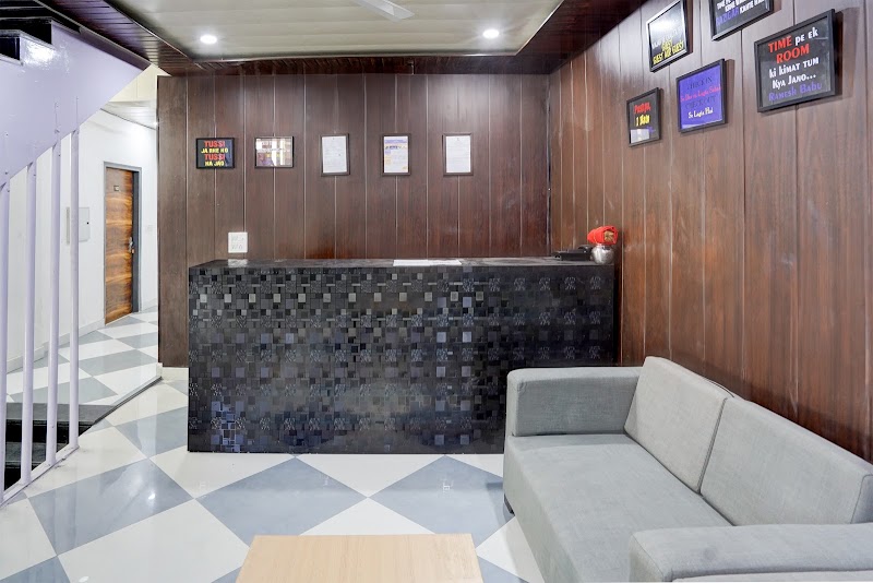 Hotel Downtown by Quadis Sector 15 Noida - Hotel Downtown by Quadis Sector 15 Noida Metro pillar no. 33, Opposite, New Ashok Nagar Rd, Naya Bans, Naya Bans Village, Sector 15, Noida, Uttar Pradesh 201301, India