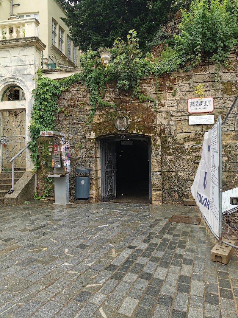 Tunel Grič - Tunel Grič Mesnička ul. 19, 10000, Zagreb, Croatia