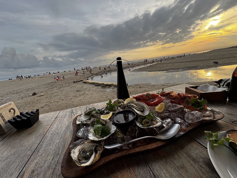 CARAVAN - CARAVAN Perancak Beach, Jl. Pantai Berawa, Tibubeneng, Kec. Kuta Utara, Kabupaten Badung, Bali 80361, Indonesia
