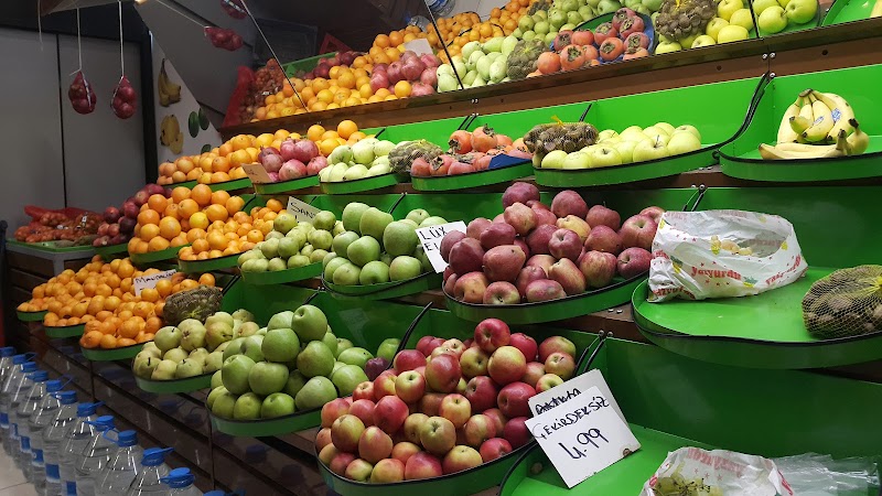 Olcay Süpermarket Şarküteri Manav - Olcay Süpermarket Şarküteri Manav, Koşuyolu, Koşuyolu Cd. No:160 D:162, 34718 Kadıköy/İstanbul, Türkiye