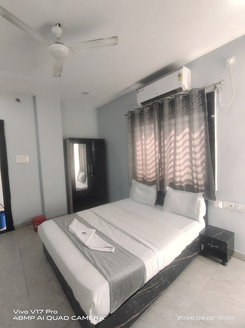 Hotel Amber Suite - Hotel Amber Suite, 502, hotel amber suite, dainik navjyoti, press Road, near manish metal, Ramchandrapura, Chawani, Kota, Rajasthan 324007, India