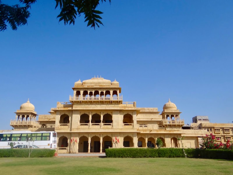 SKK The Fern Jaisalmer - SKK The Fern Jaisalmer, SD Vyas Hotel Complex, Jodhpur-Barmer, WW6X+F8, Link Rd, Jaisalmer, Rajasthan 345001, India
