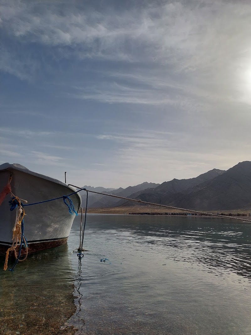 Moon Blue Lagoon - Moon Blue Lagoon, JHQH+QHH، طريق دهب - نويبع، Dahab, South Sinai Governorate 8773044, Egypt