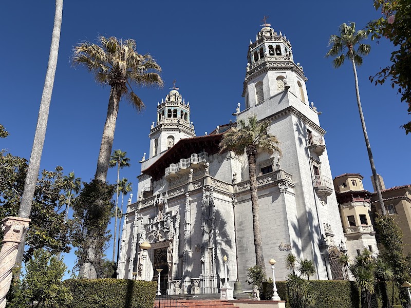 Hearst Castle Visitor Center - Hearst Castle Visitor Center 700 Hearst Castle Rd, San Simeon, CA 93452, USA