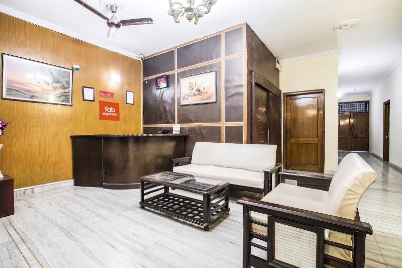FabExpress Ivy Inn - Hotel in Sector 35, Noida - FabExpress Ivy Inn - Hotel in Sector 35, Noida A, 16, SUMATRA Hospital Marg, Sector 35, Noida, Uttar Pradesh 201307, India