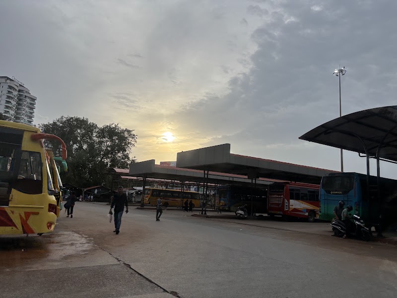 Mangalore Service Bus Stand - Mangalore Service Bus Stand, State Bank, Uppinagadi Village, Mangaluru, Karnataka 575002, India