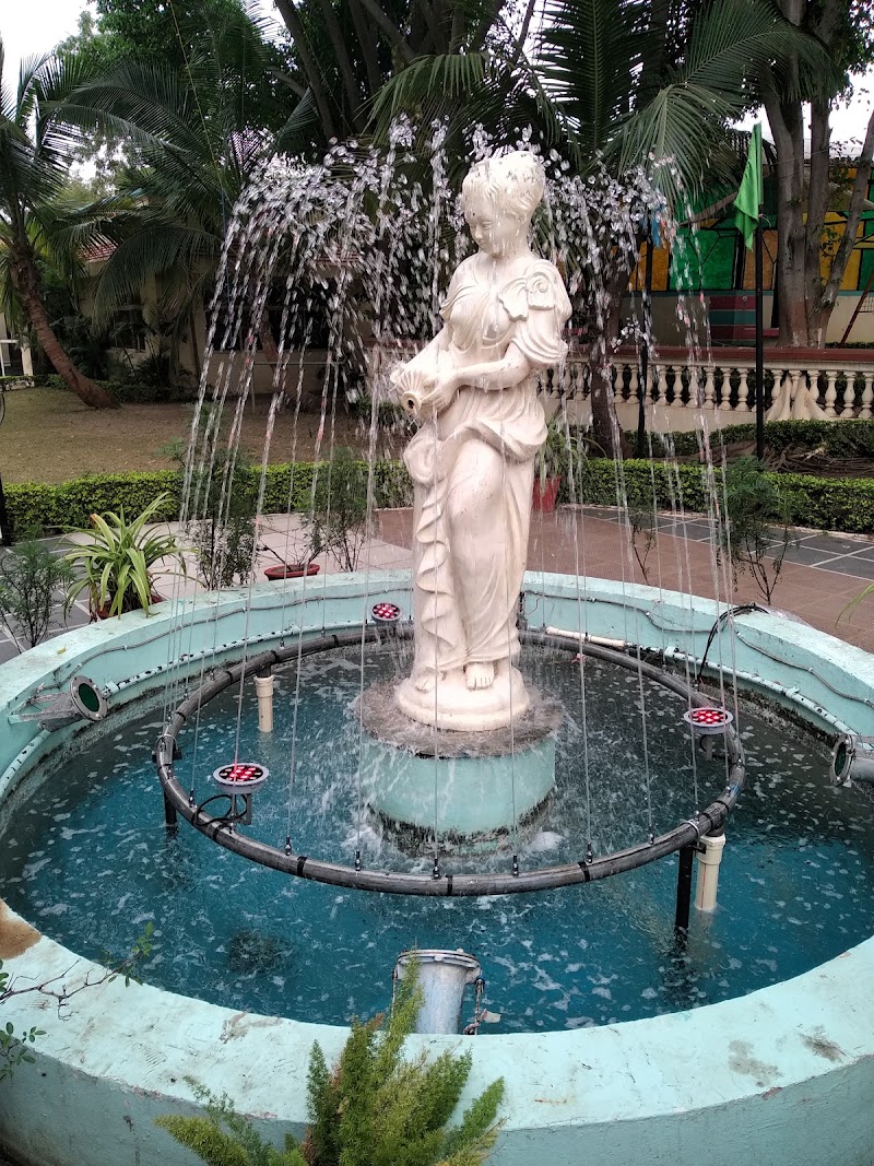 Fun and Food Family Restaurant - Fun and Food Family Restaurant JVHM+6PG, Khandwa Rd, behind BSNL Office Patak, Anuradha Nagar, Morda, Morod, Madhya Pradesh 452020, India